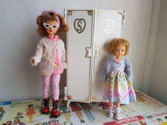 sindy doll wardrobe
