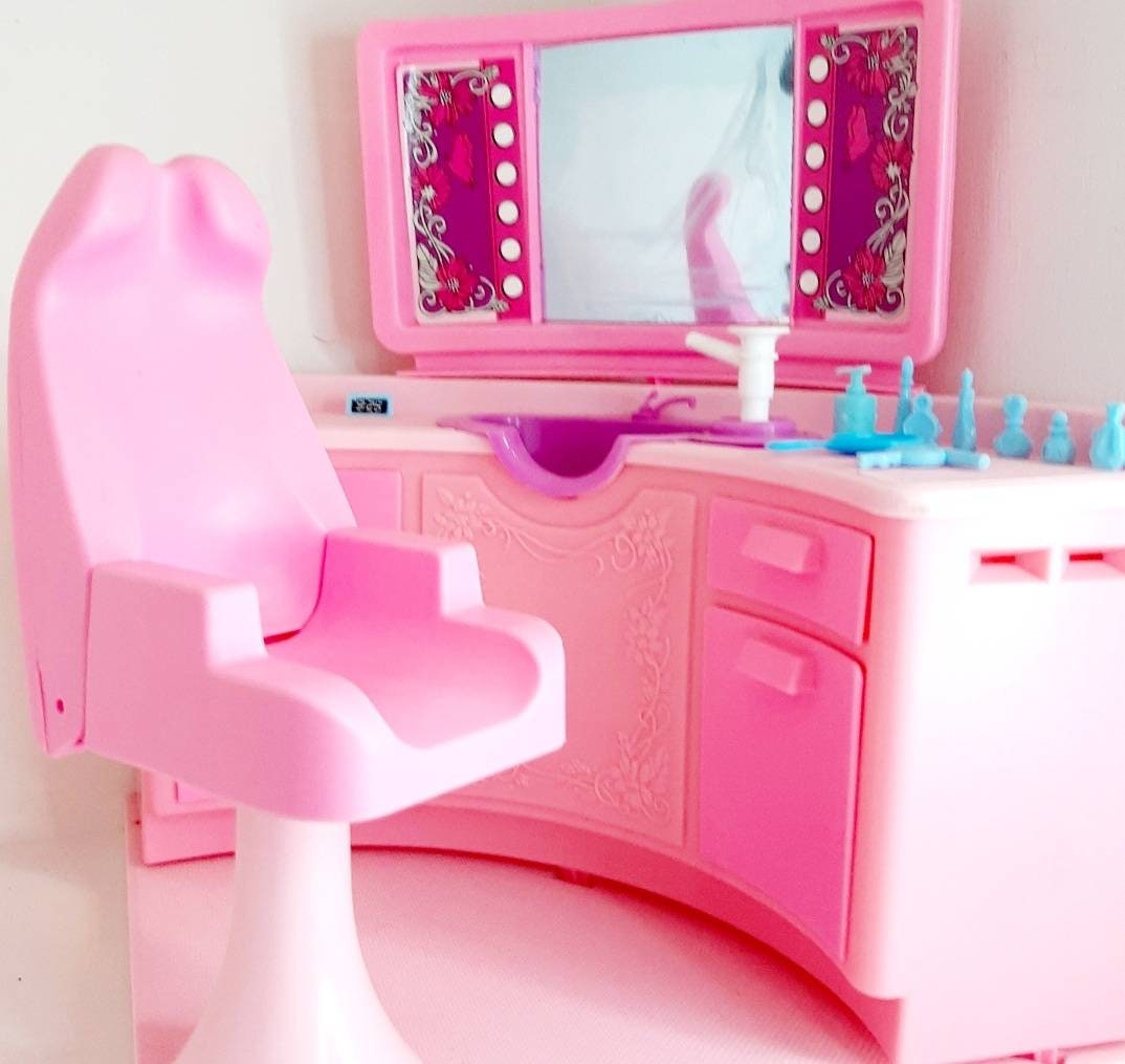 Playmobil Miniature Dollhouse Beauty Hair Salon Pink Bottle 