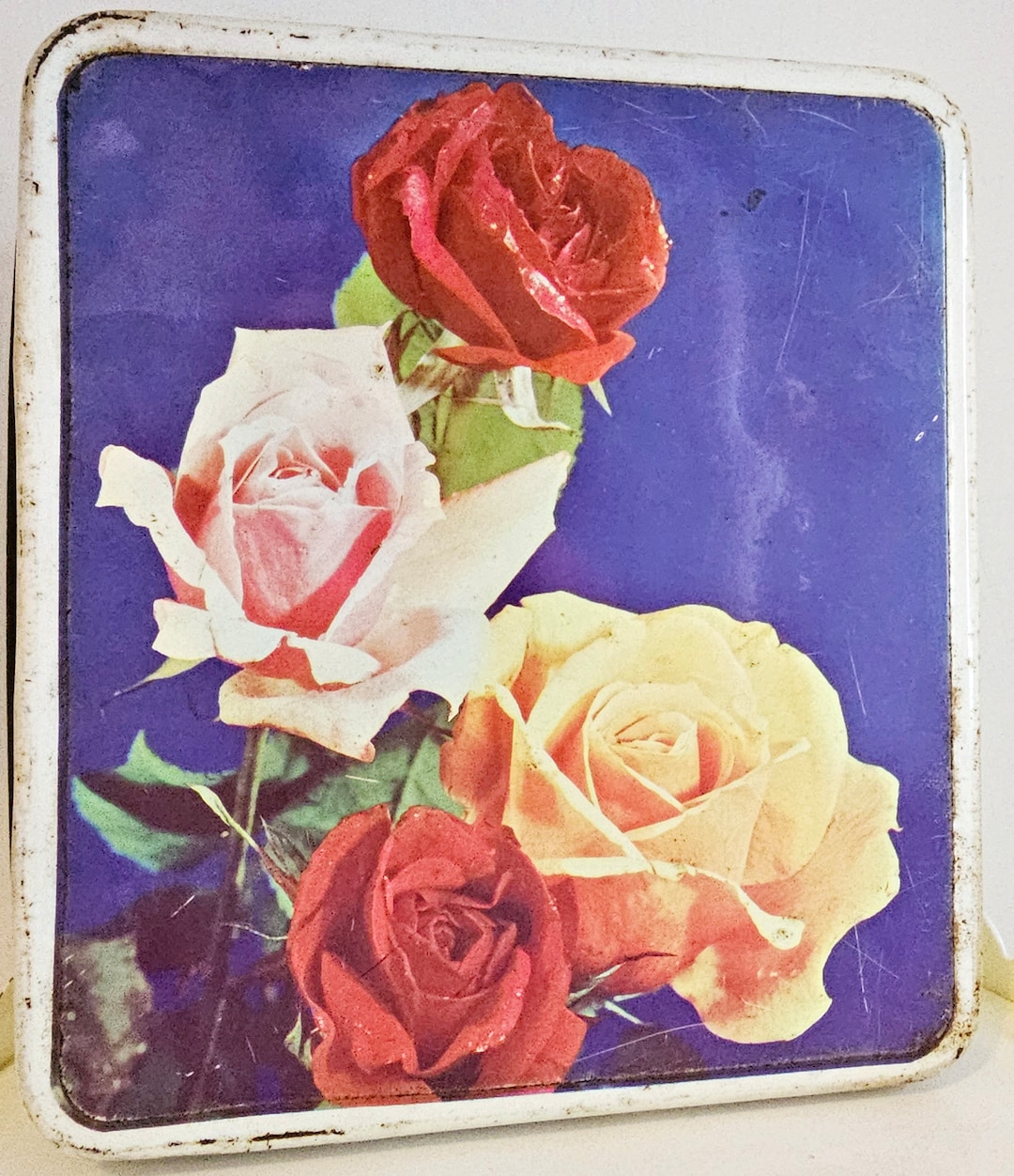 Vintage Kitsch 1960s Biscuit Cake Tin Floral Roses Decor Metal Craft ...