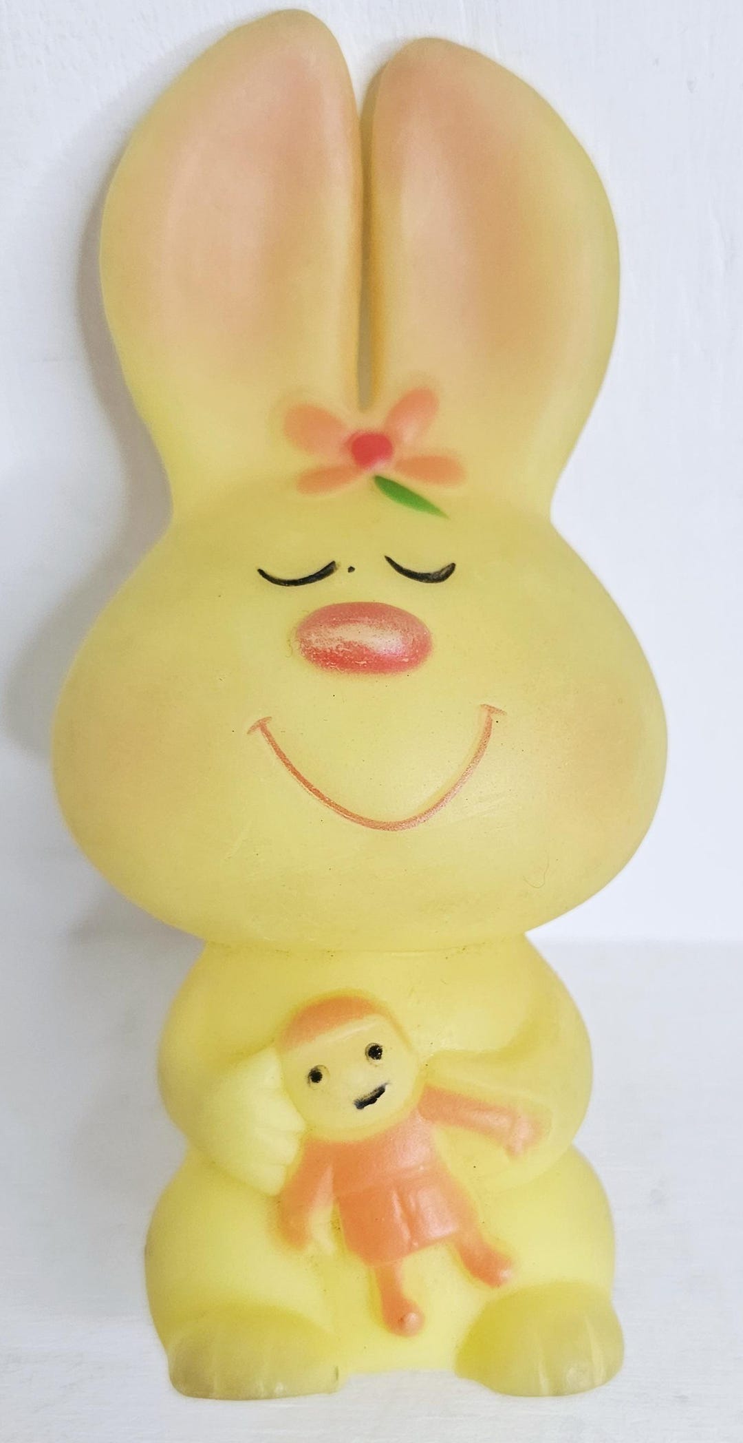 Vintage Super Kitsch Squeak Toy Bunny Rabbit Closed Eyes Yellow Holding ...