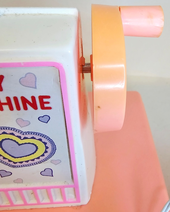 ヴィンテージ キャンディ ピンク マイラブリーミシン ペダル式 電池式