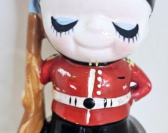 Hucha de cerámica estilo Naito Rune vintage, figura de soldado, decoración kitsch para guardería, años 60, Corea