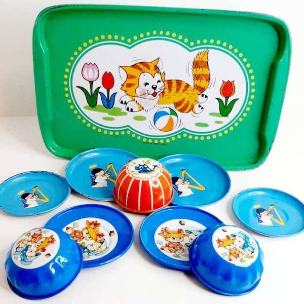 Vintage enamel tin toy tea set play kitchen Tray Tea Cups saucers pretend play lot kitsch graphics Kittens Angels mismatched Lot of 10