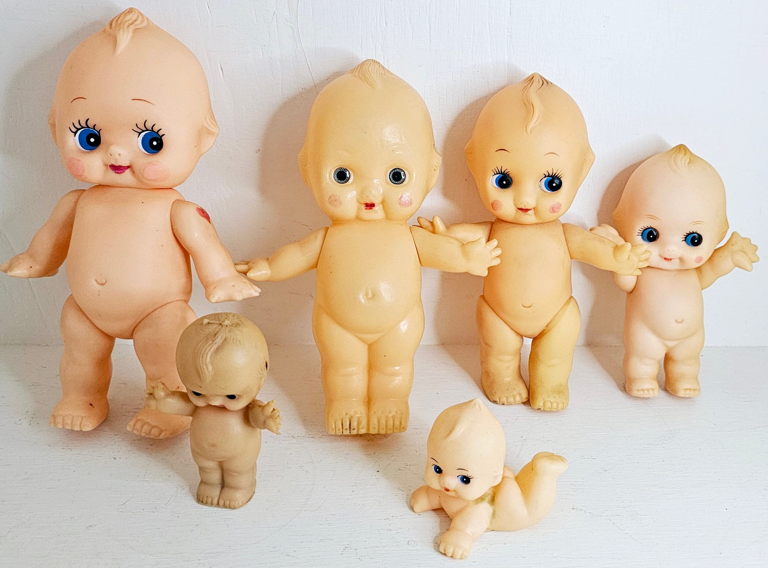 6pcs PLASTIC BABY GAGGLE 1-1/2 Vintage Miniature Dolls Blond Hair