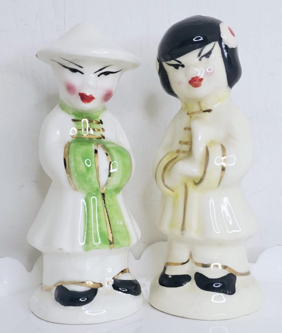 Vintage Chinese Girl and Boy Salt Pepper Shaker figurunes kitsch Decor gold details Hand painted kitchen serving ware Lot of 2