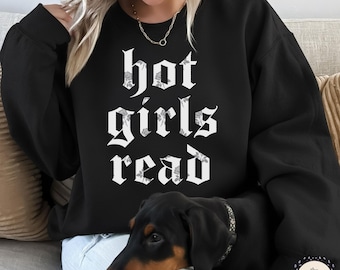 Hot Girls Read, Bookish Girly, Trendy Bookish, Book Club Gift, Book Club Shirt, Bookish Designs, Bookish Aesthetic, Booktrovert Shirt, Read