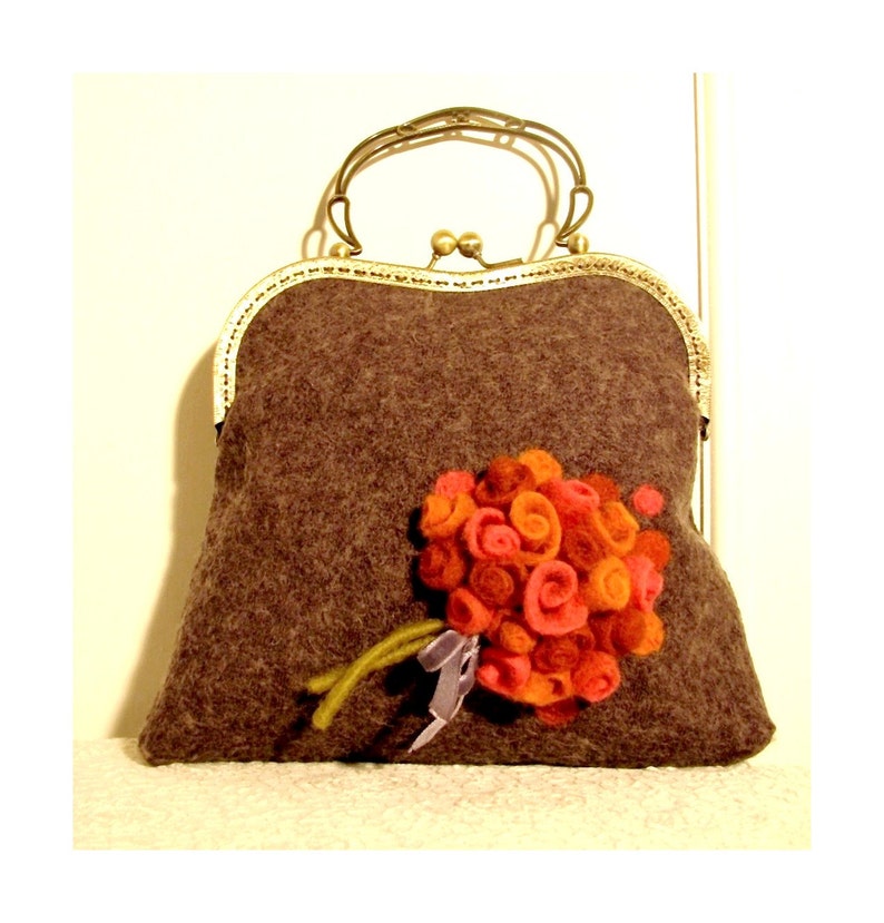 Charming elegant bag with romantic flowers image 1