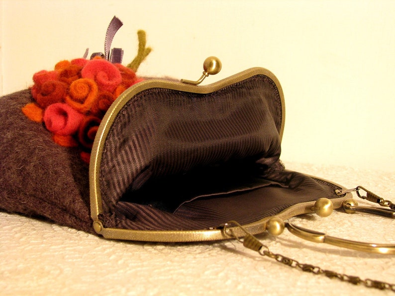 Charming elegant bag with romantic flowers image 5