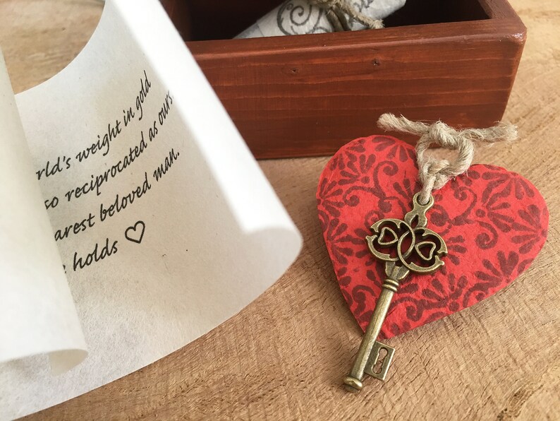 Romantic gift for long distance boyfriend/girlfriend. Personalized love letter & Key to my heart card. Rustic sentimental present image 2