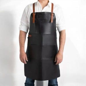 Handmade Black Leather Butcher Apron with Front Tool Pockets – Heavy-Duty Meat Processing Workwear – For Chef, BBQ, Barber, Blacksmith