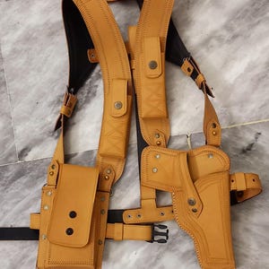 Handcrafted Leather Holster: Universal Fit for 9mm & .45, Mobile Pouch