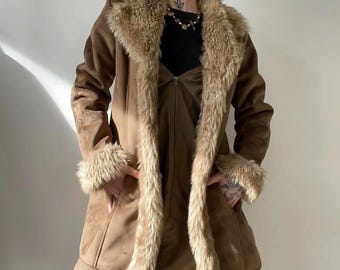 Brun mocka Penny Lane-kappa för kvinnor, handgjord afghansk fårskinnsöverrock i vintagestil, boho vinterkappa i 80-talsstil, julklapp till henne