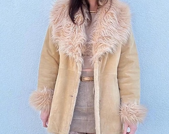 Abrigo Penny Lane de mujer en cuero de ante marrón – Estilo vintage con pelo de los años 90, abrigo de invierno de largo medio