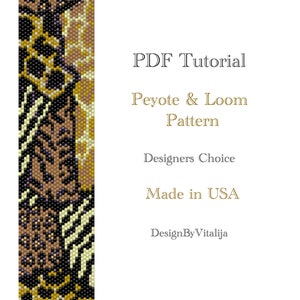 Puede incluir: Un tutorial en PDF para un patrón de Peyote & Loom. El diseño presenta un patrón de cuentas con motivos de estampado animal en negro, marrón y dorado. El texto incluye "Designers Choice" y "Made in USA".