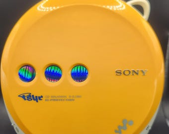 Vintage Sony Walkman Psyc D-NF400 Atrac3 Plus MP3 TV Weather CD