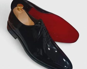 Classic Handmade Black Patent Leather Brogue Shoes for Men