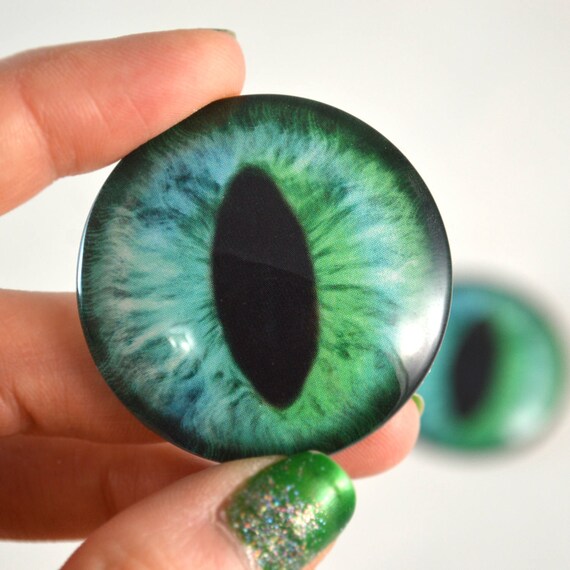 16mm Green Alligator Glass Doll Eyes for Sculptures Jewelry Making or Taxidermy