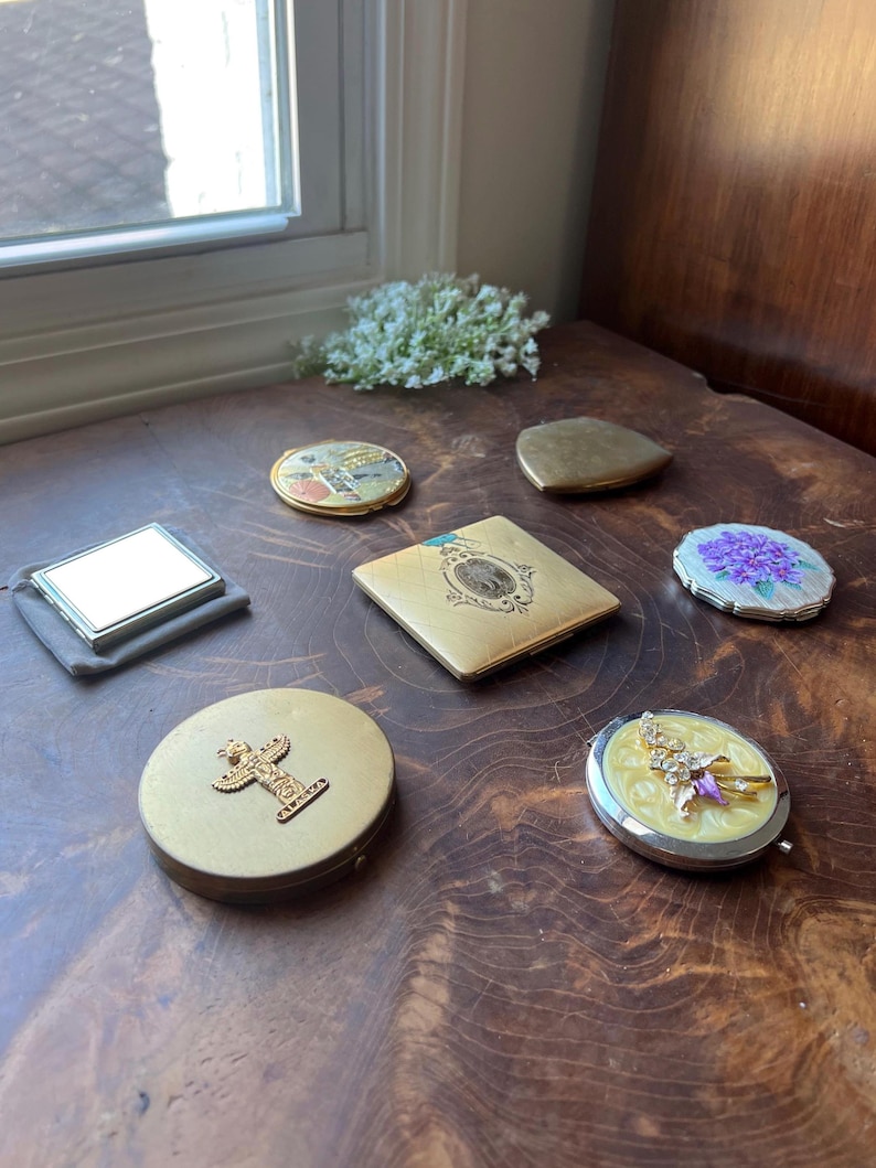 Vintage Compact Collection | Buyer’s Choice | Silver & Gold Pocket ...