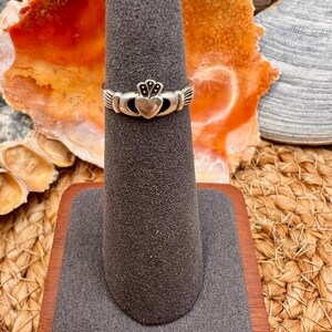Solid Sterling Silver Adjustable Toe Ring/Irish Knot, Reversible, Leaf & Claddagh Designs/WANDERLIGHT COLLECTION CLADDAGH