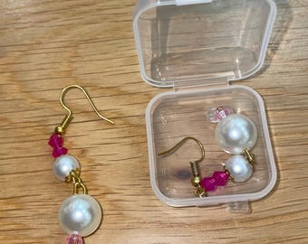 Magenta Handgefertigte Ohrringe - Boho Baumeln Schmuck, Leichte Statement Ohrringe, Handwerker Geschenk für Sie, Einzigartige Handgemachte Accessoires