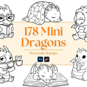 Può includere: Illustrazione in bianco e nero di sei draghi dei cartoni animati in varie pose. Uno legge, un altro sbadiglia e altri dormono o tengono gli occhiali. Il testo "178 Mini Dragons" è visualizzato in arancione.