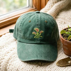 Casquette en coton délavé avec broderie Venus Flytrap - Casquette réglable
