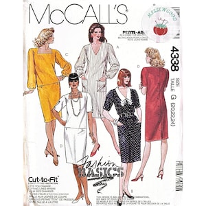 Puede incluir: Patrón de costura McCall's Fashion Basics con ilustraciones de varios conjuntos de mujer. El patrón incluye un traje amarillo, un vestido a rayas, un traje de falda blanco, un vestido de lunares y un vestido rojo. La talla del patrón es G (20,22,24).