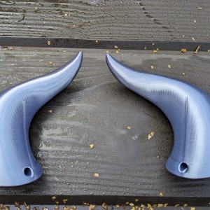 Curved Pair of Demon Bull Style Horns - &quot;Steel&quot; Silver 3D Printed Cosplay Monster Fursuit Part - 5 inch