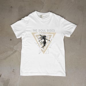 Camiseta de arte espiritual &quot;Rising&quot;
