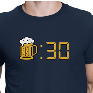 Beer Thirty SVG: grappige bierpul-clipart - happy hour-ontwerp (digitale download)