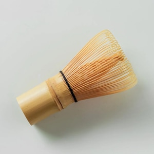 Traditional Bamboo Matcha Whisk (Chasen) – Authentic Japanese Tea Ceremony Tool for Frothy Matcha Latte & Green Tea