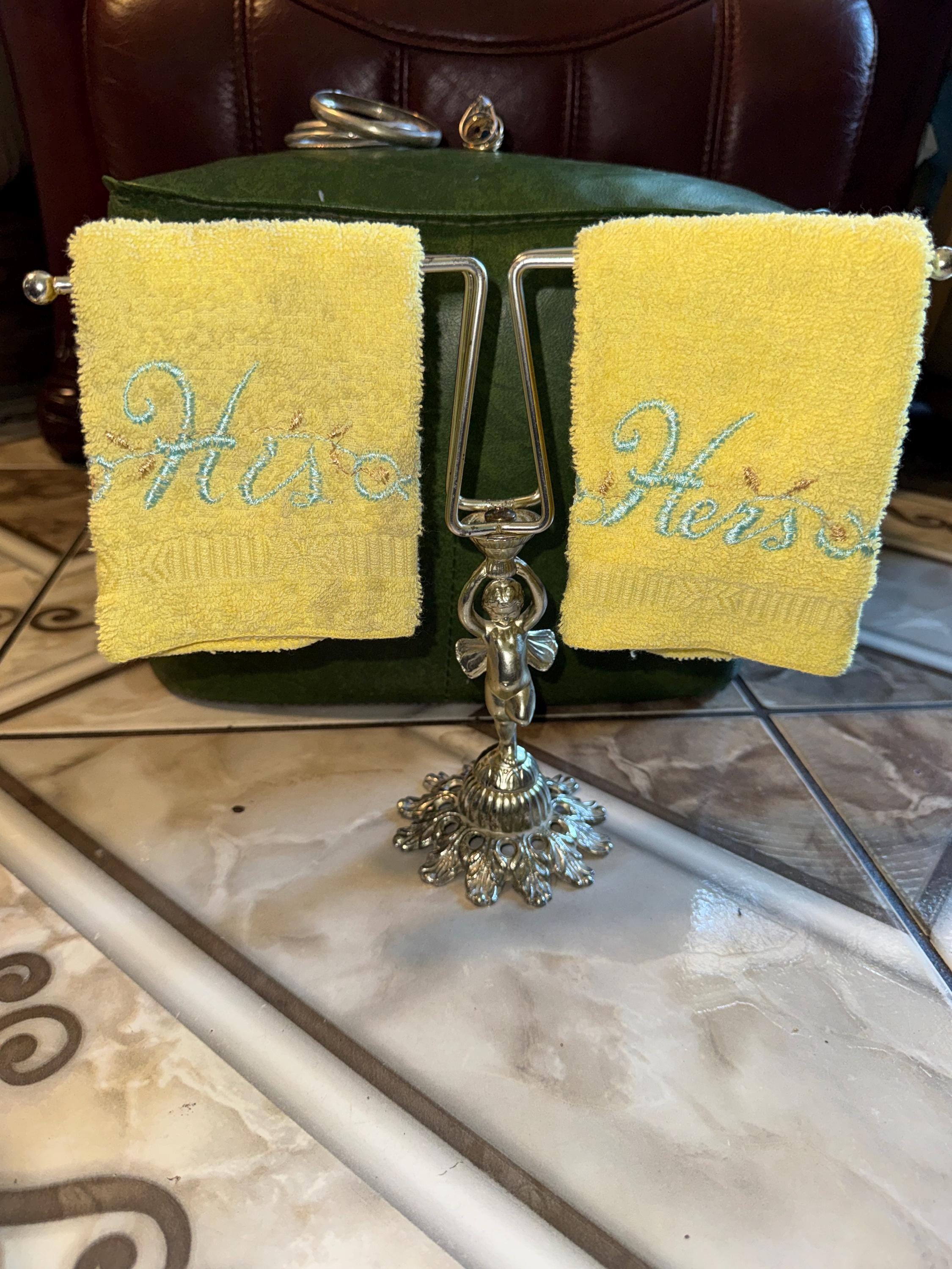 Hollywood Regency Vintage Towel Holder - Etsy