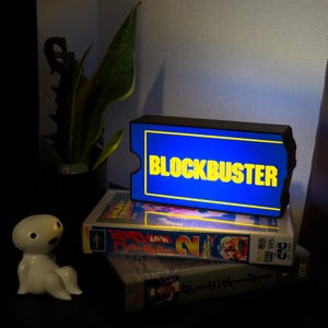 Blockbuster Video Lightbox – Retro 90s Movie Store Sign | Handmade 3D Printed LED Desk Lamp