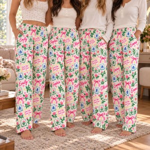 Gepersonaliseerde kerst-mahjongpyjamabroek, roze bloemenpatroon, dames lounge nachtkleding