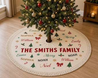Gonna per albero di Natale personalizzata con nome di famiglia: decorazione natalizia rotonda con frange color avorio.