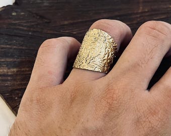 Chunky Gold Brass Ring For Men, Wide Textured Hammered Ring, Rustic Statement Jewelry