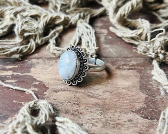 Bague florale bohème en pierre de lune, bague en argent sterling 925 pour femme, bague en argent filigrane, bague fleur oxydée