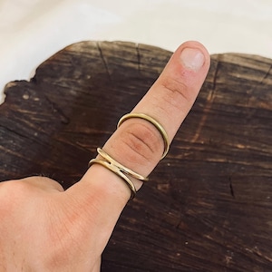 Arthritis Friendly Ring, Adjustable Gold Brass Ring For Women, Double Band Comfort Fit, Minimalist Open Ring, Joint Pain Relief Jewelry