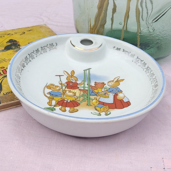 Charmant français vintage CLA FRANCE Porcelaine pour enfant plat chauffant - Assiette d'alimentation pour bébé - Assiette pour enfants - 7" - Décor de fable d'animaux de la ferme