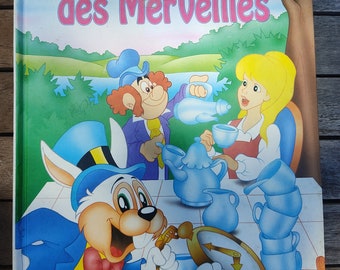 Alice au Pays des Merveilles Vintage Book - 1973 PML Editions - Colorful Illustrations - French Vintage- Printed in Italy