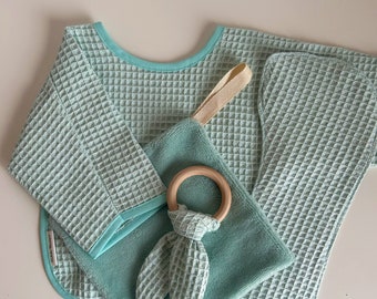 GIFT SET NEWBORN - waffle fabric and double gauze fabric - Can be ordered with name