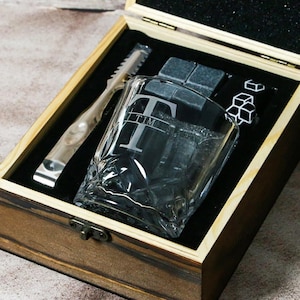 Personalized Whiskey Glass Set, Custom Wood Whisky Box, Barware Gift Set for Whiskey Lovers, Groomsman Gifts, Gifts for Dad, Gifts for Him