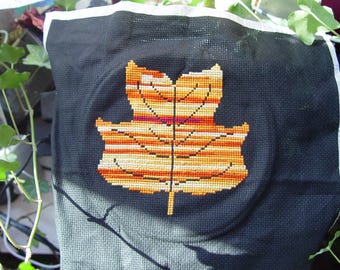 Patrón de punto de cruz de hoja de tulipán