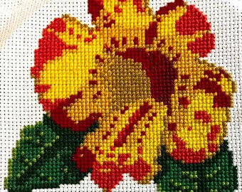 Patrón de punto de cruz de la flor Mimulus