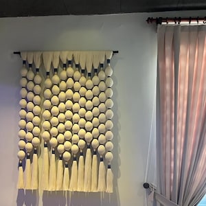Modern Macrame Wall Hanging: Boho Fiber Art Tapestry