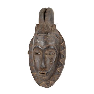 Yaure Baule Portrait Wood Mask Côte d&#39;Ivoire