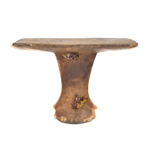 Turkana Holz Kopfstütze mit Riemen Kenia