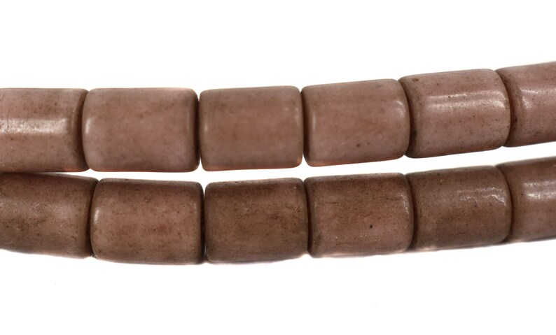 Trade Beads Mauve Flat Ended Africa 28 inch 135850