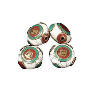 4 Loose Tibetan White Crackle Beads