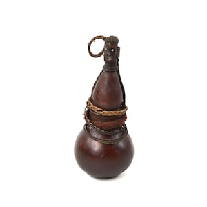 Nyamwezi Diviner&#39;s Medicine Gourd Tanzania